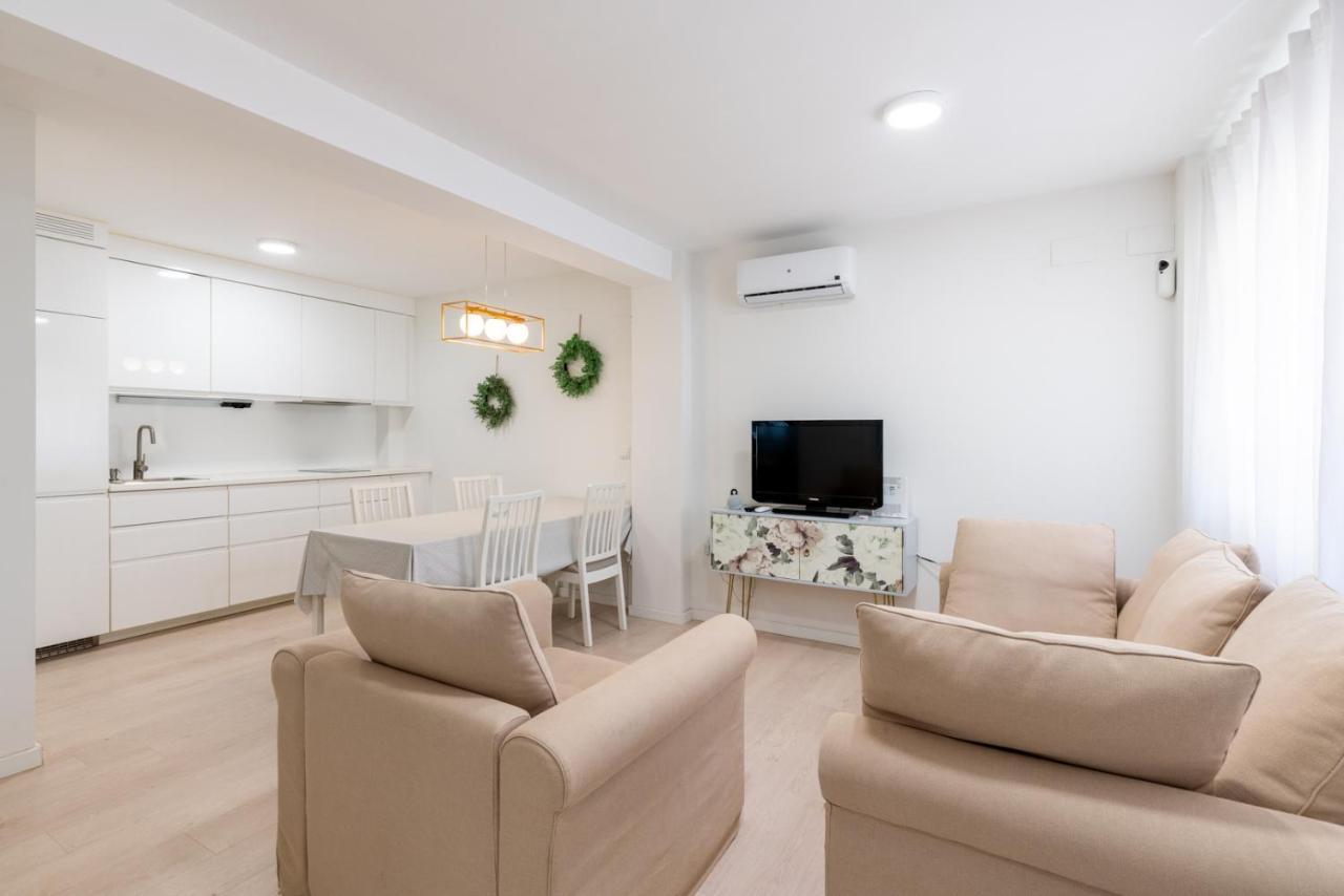Ferienwohnung Whitey Aparment In Triana Sevilla Exterior foto